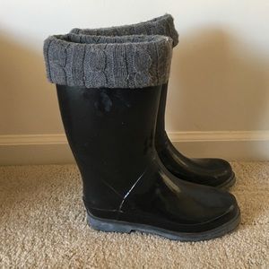 Lined rain boots