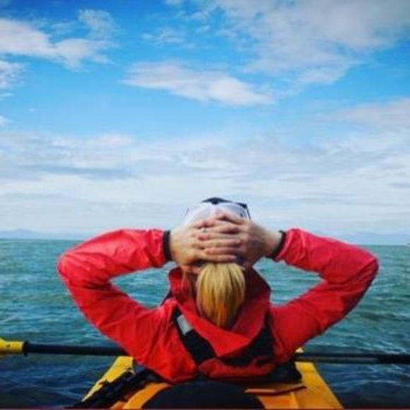 Meet your Posher, Jessica - Picture 1 of 1