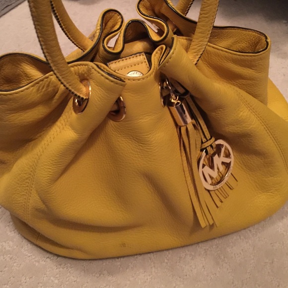Michael Coors purse - Picture 1 of 3