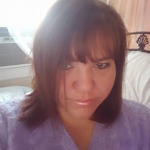 Meet your Posher, Valarie