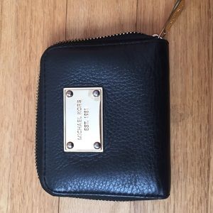 Small Michael Kors wallet