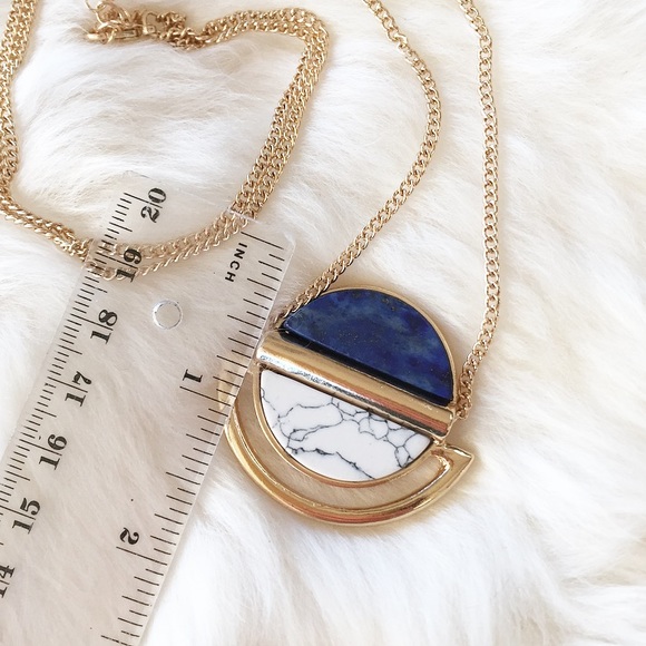 1️⃣ LEFT! 1️⃣ BLUE & WHITE STONE CIRCLE NECKLACE - Picture 3 of 4