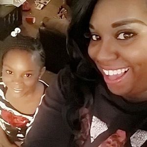 Meet your Posher, Sharla