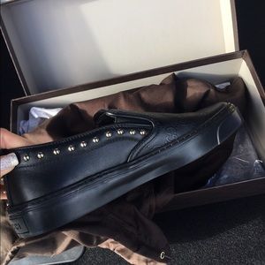 authentic Gucci slip on sneakers