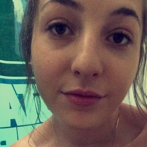 Meet your Posher, Bridgette