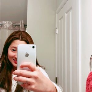 Meet your Posher, Hyeji