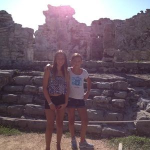 Meet your Posher, Suzanne