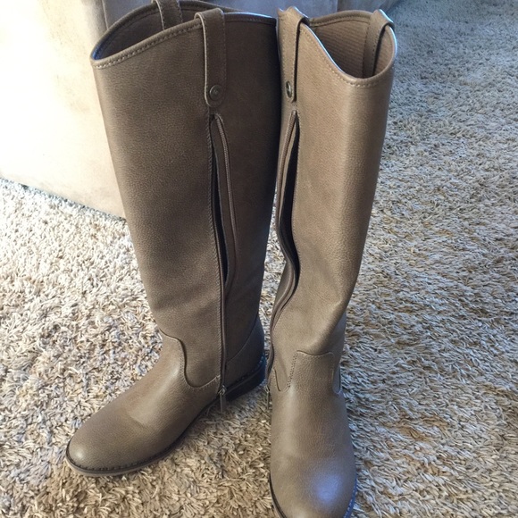 Breckelle's Riding Boots