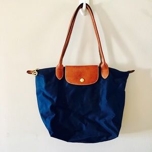 Longchamp Le Pliage Medium Shoulder Tote