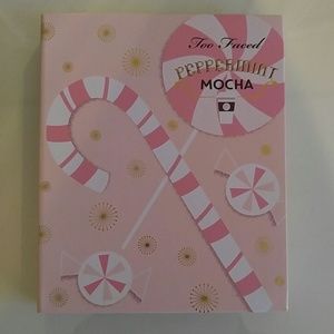 Too Faced Holiday pallet