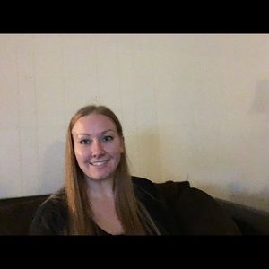 Meet your Posher, Niki