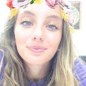 Meet your Posher, Julia