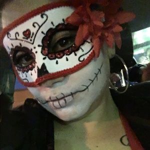 Meet your Posher, Iris