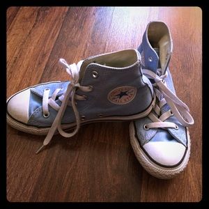 Size 1 kids converse chuck Taylor high tops