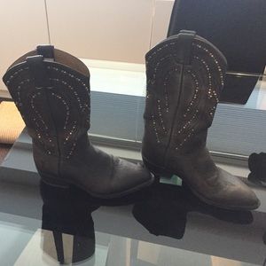 Frye Billy studded cowboy boots