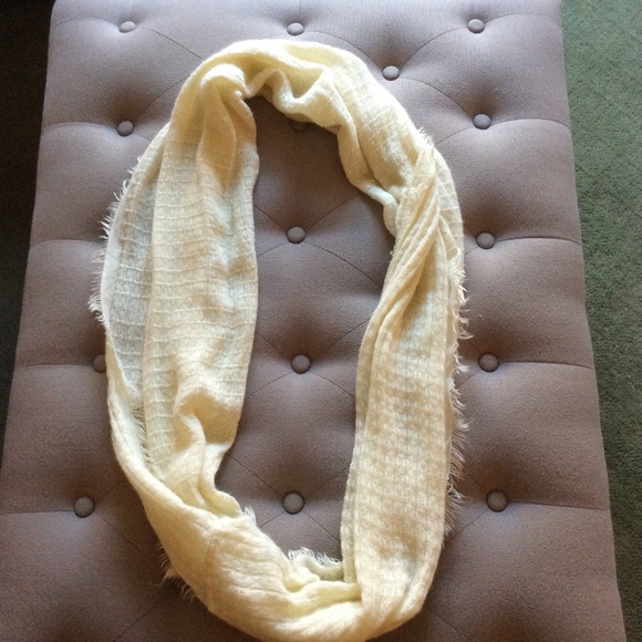 Ivory Infinity Scarf - Picture 3 of 3