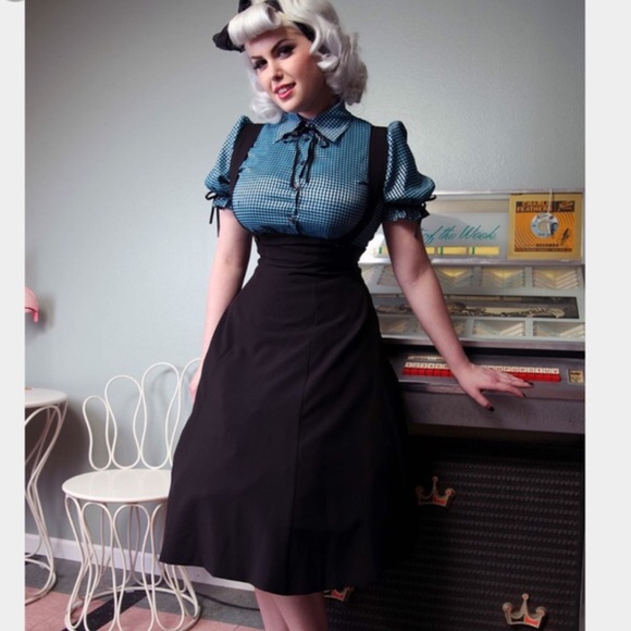 ModCloth Tatyana Jukebox circle skirt