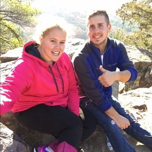 Meet your Posher, Melia