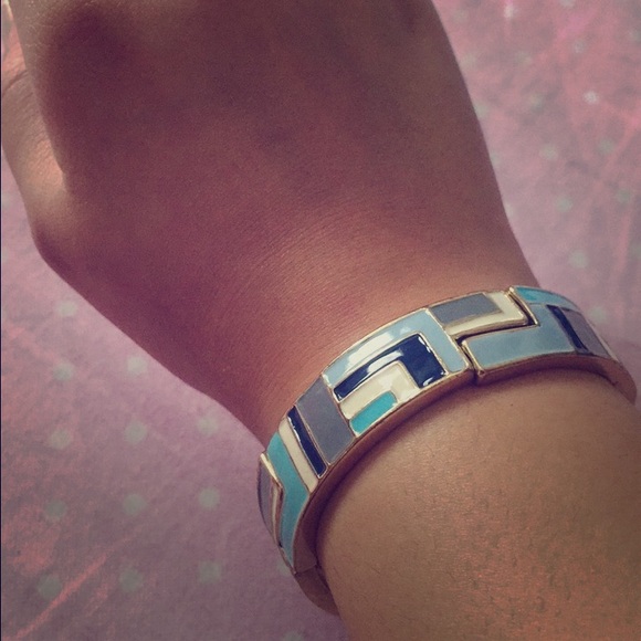 Jewelry - Adorable bracelet, a wonderful filler for stocking