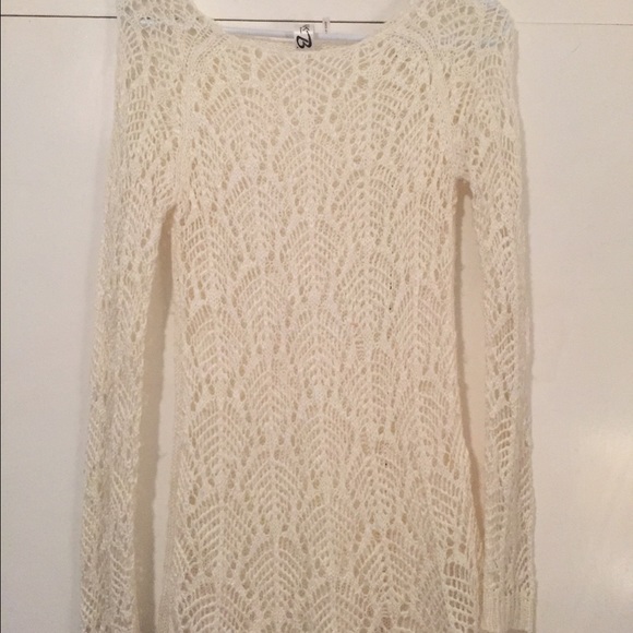 White knitted sweater