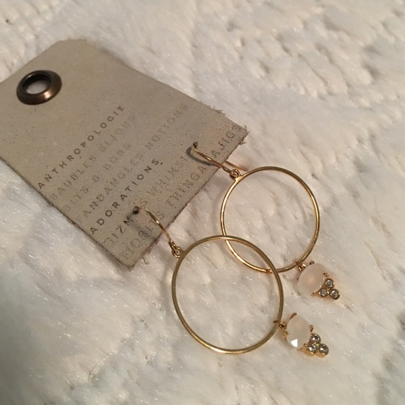 ✨Beautiful Anthropologie Earrings✨Gold+Moonstone💫