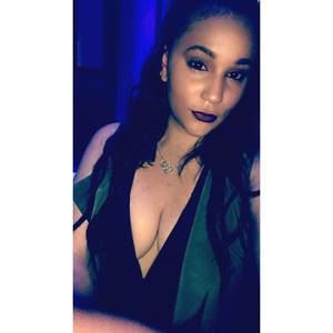 Meet your Posher, Stephy