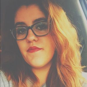 Meet your Posher, Gabriella