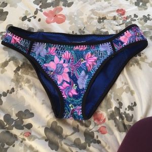 Bathing suit bottoms Victoria secret