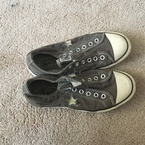converse. no laces needed. vintage