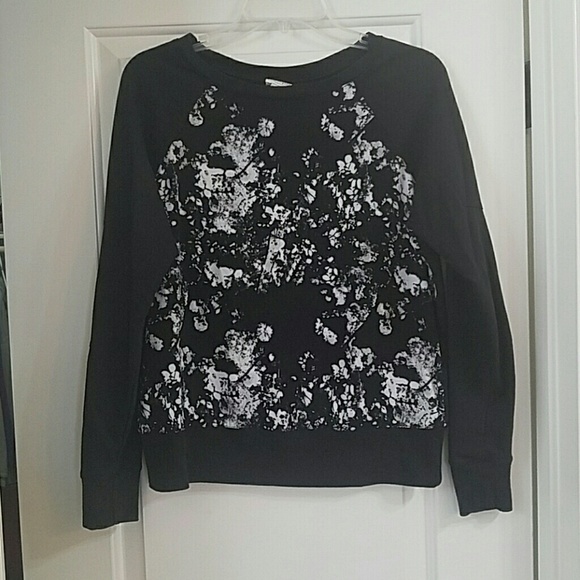 Lightweight printed sweatshirt