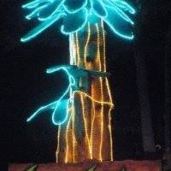 Meet your Posher, Lotts landing