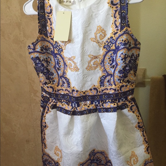 Darling brunch dress - Picture 1 of 2