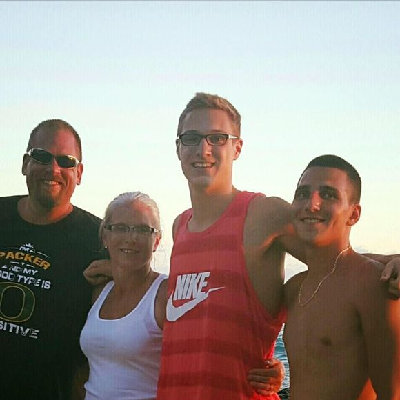 Meet your Posher, Shamra