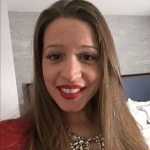 Meet your Posher, Jenn