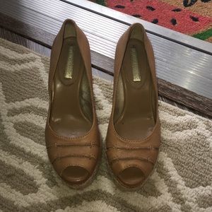 Banana Republic nude wedge
