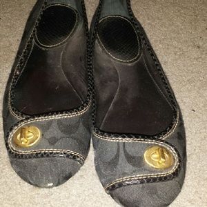 Coach flats