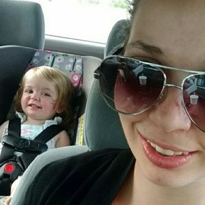 Meet your Posher, Brittany