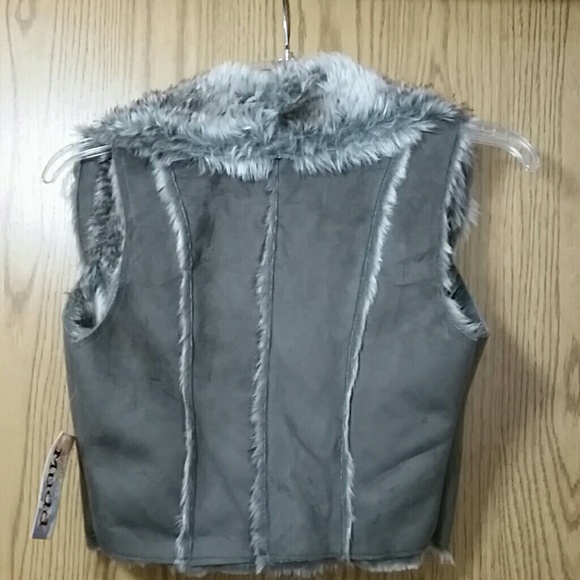 Faux Suede Vest - Picture 2 of 3