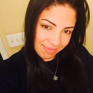 Meet your Posher, Kayla