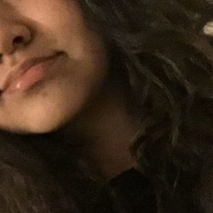 Meet your Posher, Mila