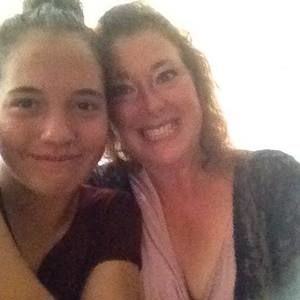 Meet your Posher, Kendra