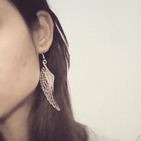 (i2) Silver Wings Earrings - Picture 2 of 4