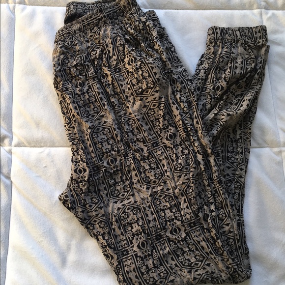 Super cute Tennis soft pants