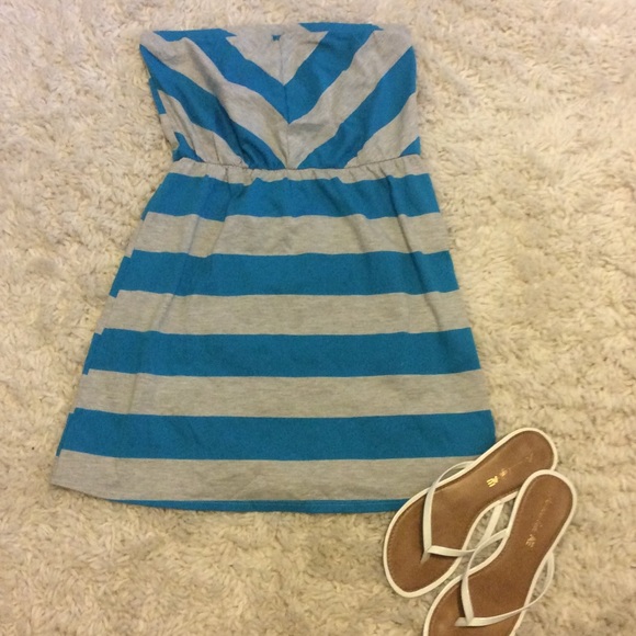Junior Mossimo strapless sundress