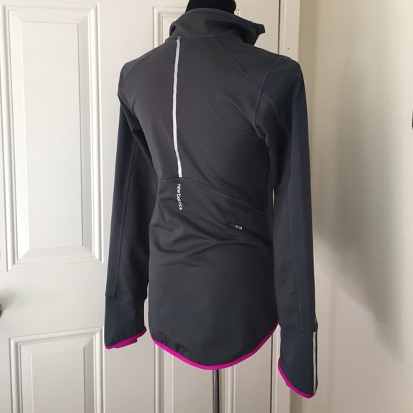 New balance pull over - Picture 2 of 4