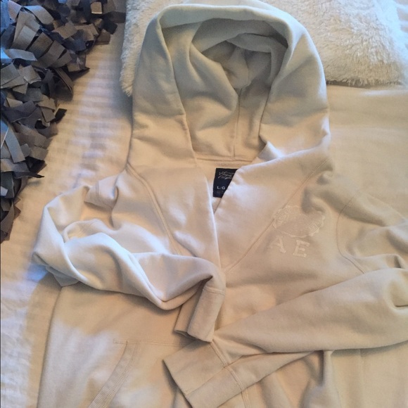 American Eagle Hooded Sweatshirt