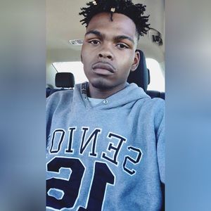 Meet your Posher, Elijah