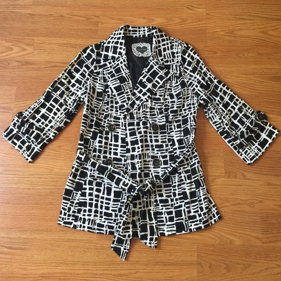 3/4 Sleeve jacket.
