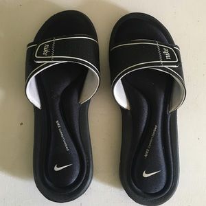 Nike sandals