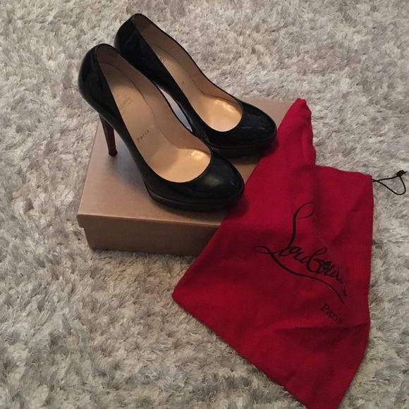 Great used condition Christian Louboutin shoes